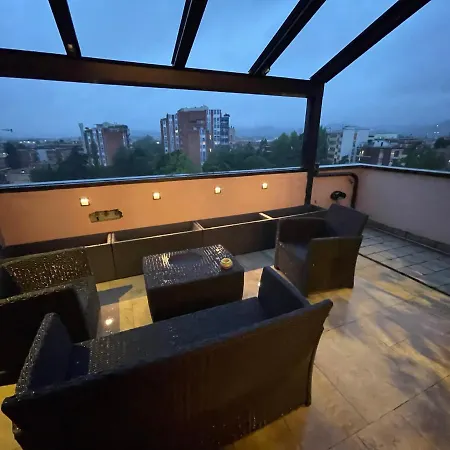 Attico Con Vista Spettacolare E Jacuzzi *