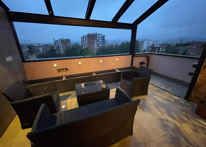 Attico Con Vista Spettacolare E Jacuzzi *