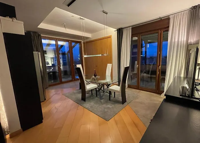 아파트 Attico Con Vista Spettacolare E Jacuzzi