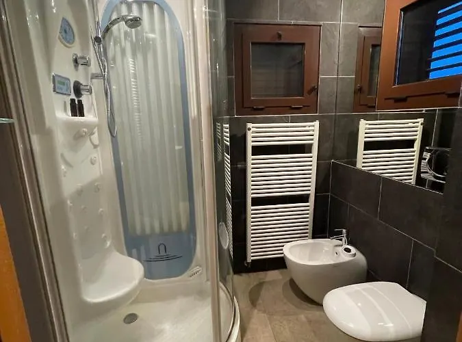 Attico Con Vista Spettacolare E Jacuzzi *