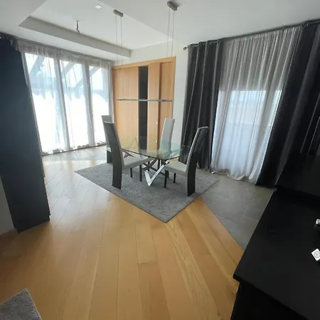 Attico Con Vista Spettacolare E Jacuzzi Болонья